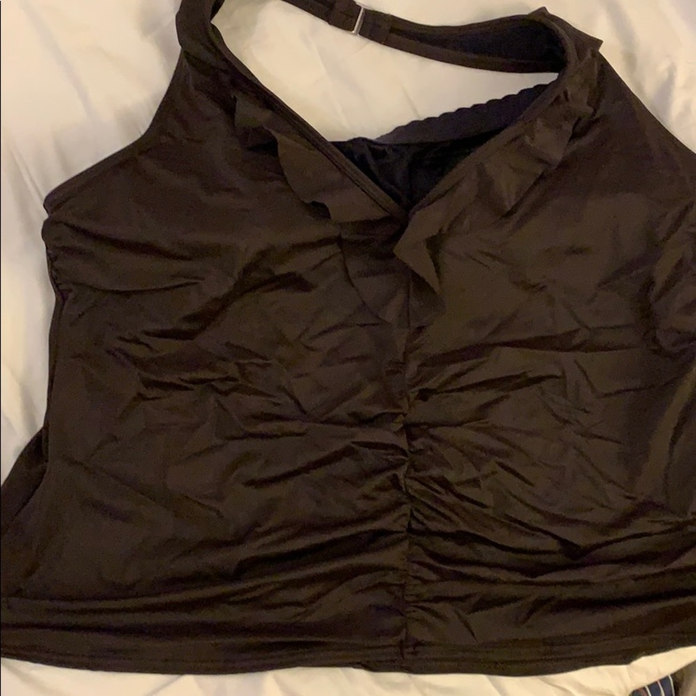 Lands’ End Halter Tankini Top